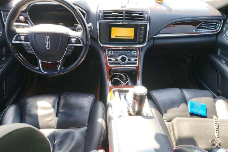 Used Lincoln Continental 2017 2.0T Two-Wheel Drive Prestige Edition Interior 2