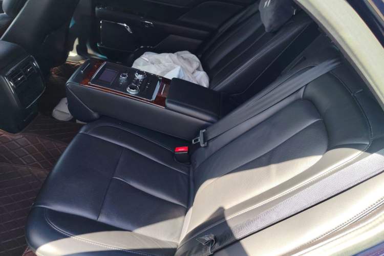 Used Lincoln Continental 2017 2.0T Two-Wheel Drive Prestige Edition Interior 4