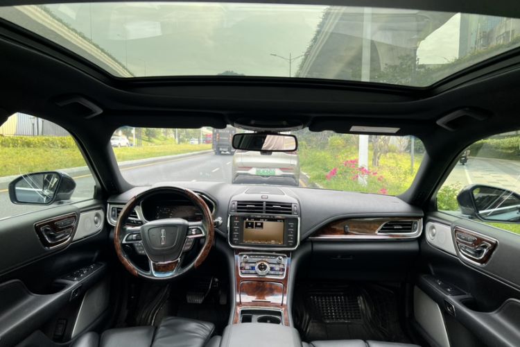 Used Lincoln Continental 2017 3.0T Four-Wheel Drive Prestige Edition Interior 4