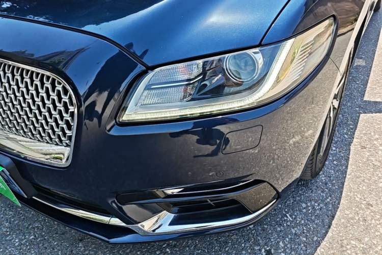 Used Lincoln Continental 2017 2.0T Two-Wheel Drive Deluxe Edition Left Front Headlight