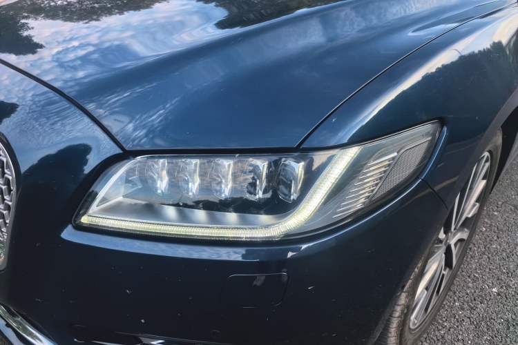 Used Lincoln Continental 2017 2.0T Two-Wheel Drive Prestige Edition Left Front Headlight