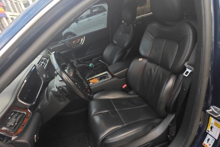 Used Lincoln Continental 2017 2.0T Two-Wheel-Drive Luxury Edition Left Front Seat