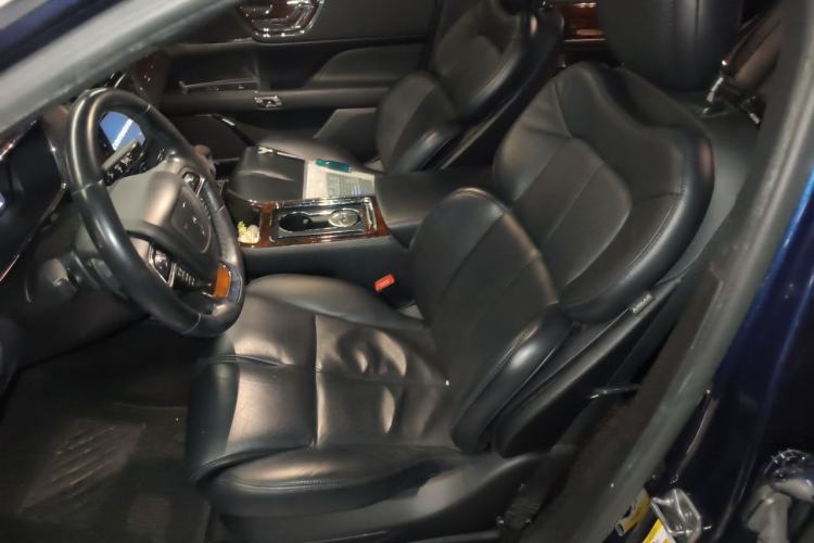 Used Lincoln Continental 2017 2.0T Two-Wheel Drive Deluxe Edition Left Front Seat