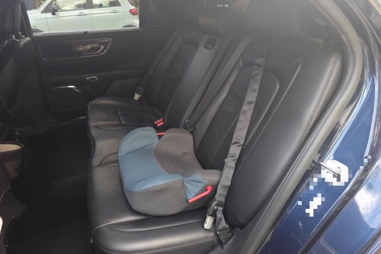 Used Lincoln Continental 2017 2.0T Two-Wheel-Drive Luxury Edition Left Rear Seat
