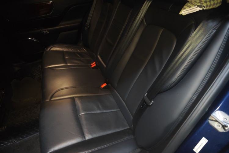 Used Lincoln Continental 2017 2.0T Two-Wheel Drive Deluxe Edition Left Rear Seat