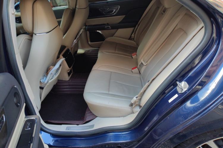 Used Lincoln Continental 2017 3.0T Four-Wheel Drive Prestige Edition Left Rear Seat