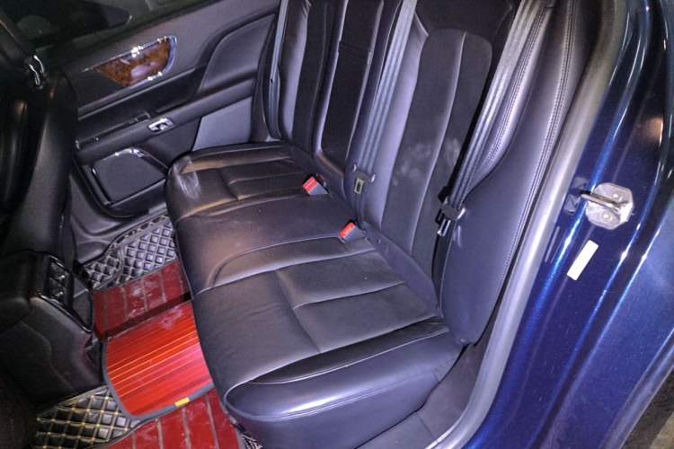 Used Lincoln Continental 2017 2.0T Two-Wheel Drive Deluxe Edition Left Rear Seat