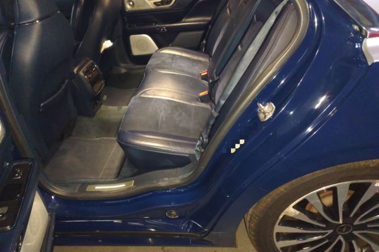 Used Lincoln Continental 2017 3.0T Four-Wheel Drive Presidential Edition Left Rear Seat