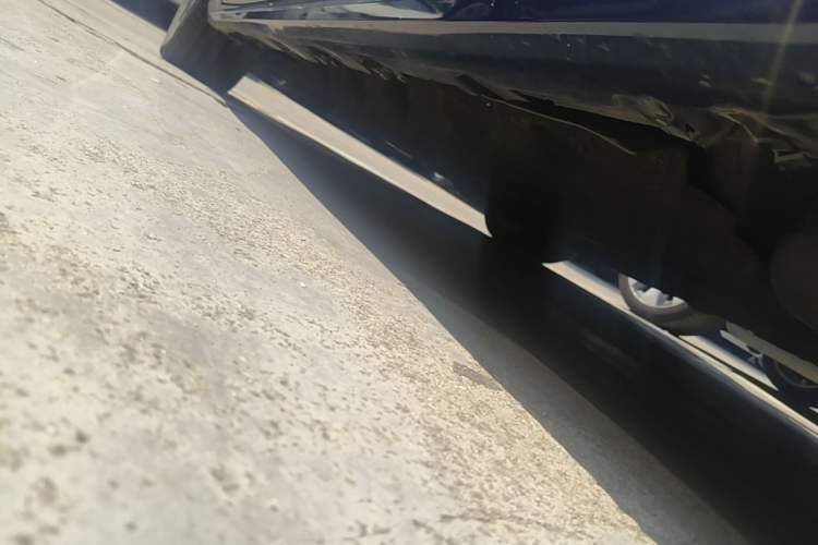 Used Lincoln Continental 2017 3.0T Four-Wheel Drive Prestige Edition Left Side Sill