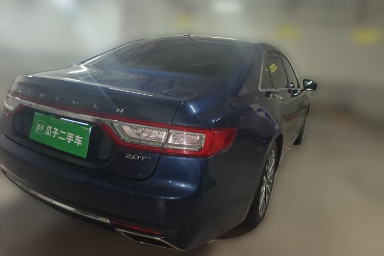 Used Lincoln Continental 2017 2.0T Two-Wheel-Drive Luxury Edition Rear Right 45 Deg