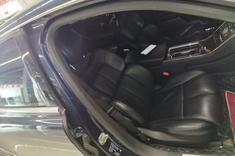 Used Lincoln Continental 2017 2.0T Two-Wheel-Drive Luxury Edition Right Front Seat