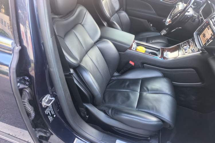 Used Lincoln Continental 2017 2.0T Two-Wheel Drive Prestige Edition Right Front Seat