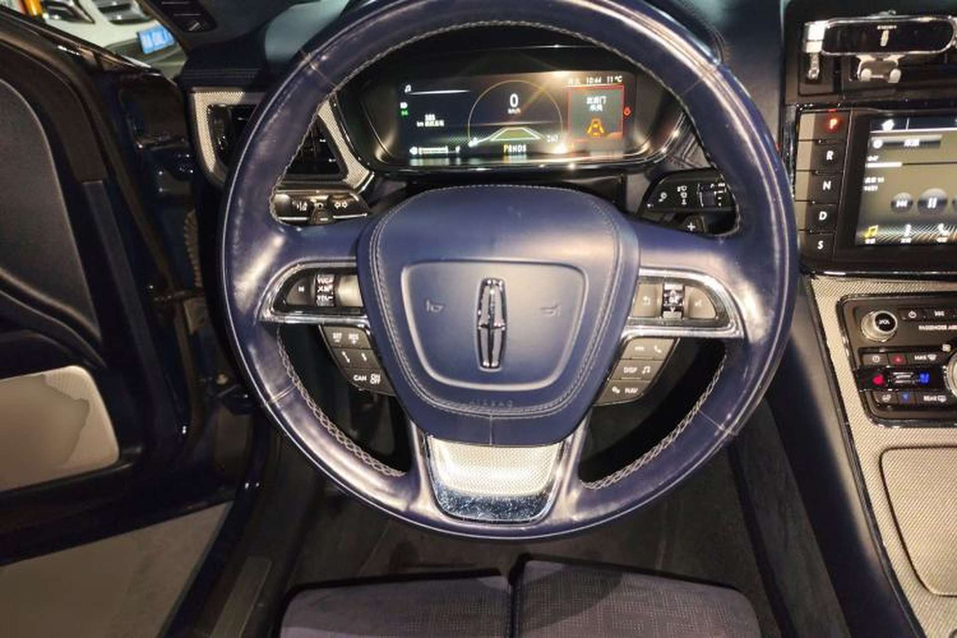 Used Lincoln Continental 2017 3.0T Four-Wheel Drive Presidential Edition Steering Wheel