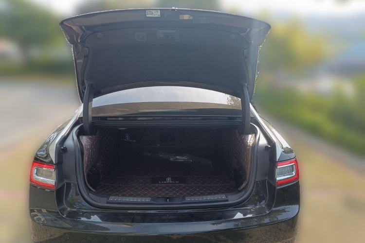 Used Lincoln Continental 2017 2.0T Two-Wheel-Drive Luxury Edition Trunk
