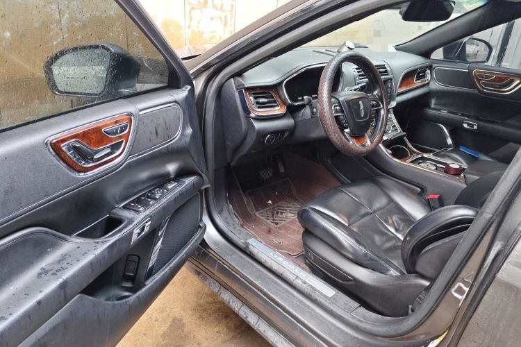 Used Lincoln Continental 2017 2.0T Two-Wheel Drive Deluxe Edition Driver Seat