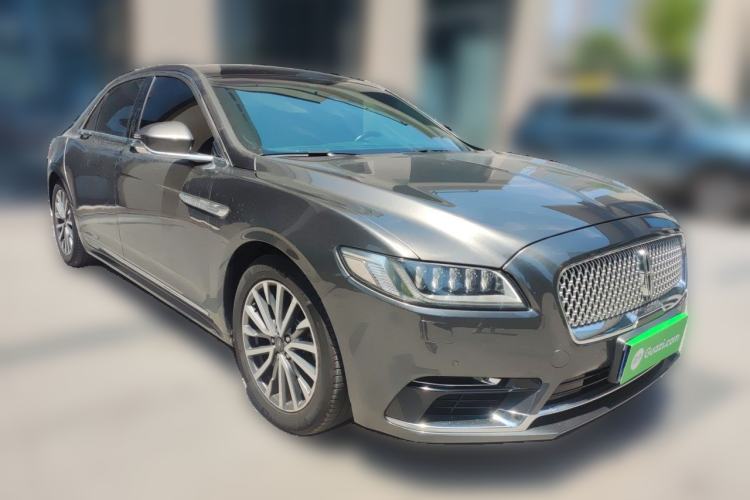 Used Lincoln Continental 2017 2.0T Two-Wheel-Drive Luxury Edition Front Right 45 Deg