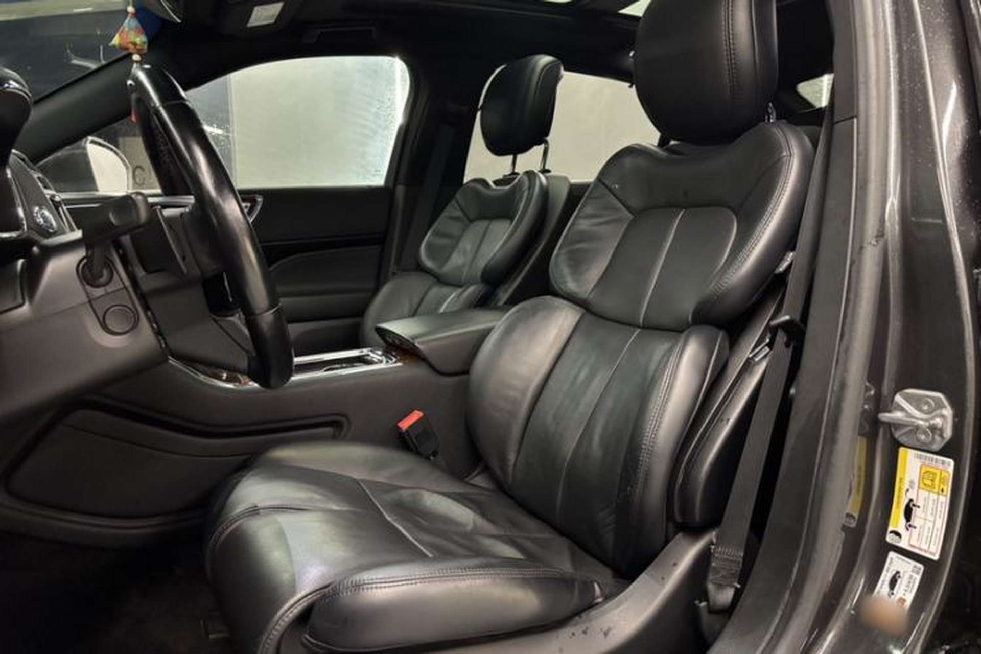Used Lincoln Continental 2017 2.0T Two-Wheel-Drive Luxury Edition Interior 11