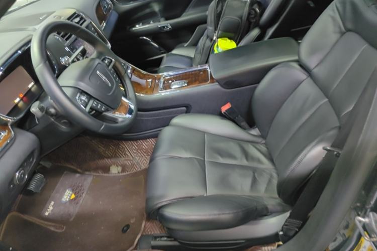 Used Lincoln Continental 2017 2.0T Two-Wheel-Drive Luxury Edition Left Front Seat