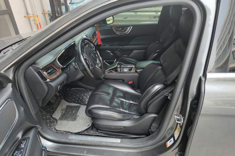 Used Lincoln Continental 2017 2.0T Two-Wheel Drive Deluxe Edition Left Front Seat