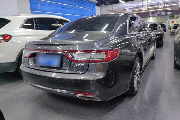 Used Lincoln Continental 2017 2.0T Two-Wheel-Drive Luxury Edition Rear Right 45 Deg
