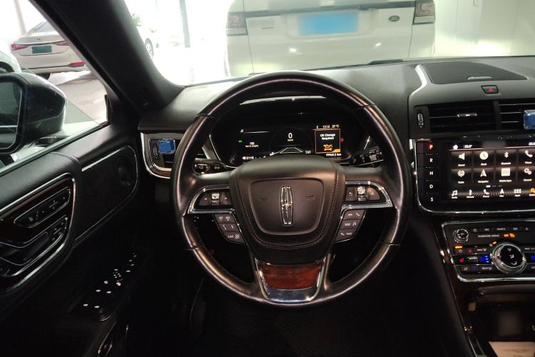 Used Lincoln Continental 2017 3.0T Four-Wheel Drive Prestige Edition Steering Wheel