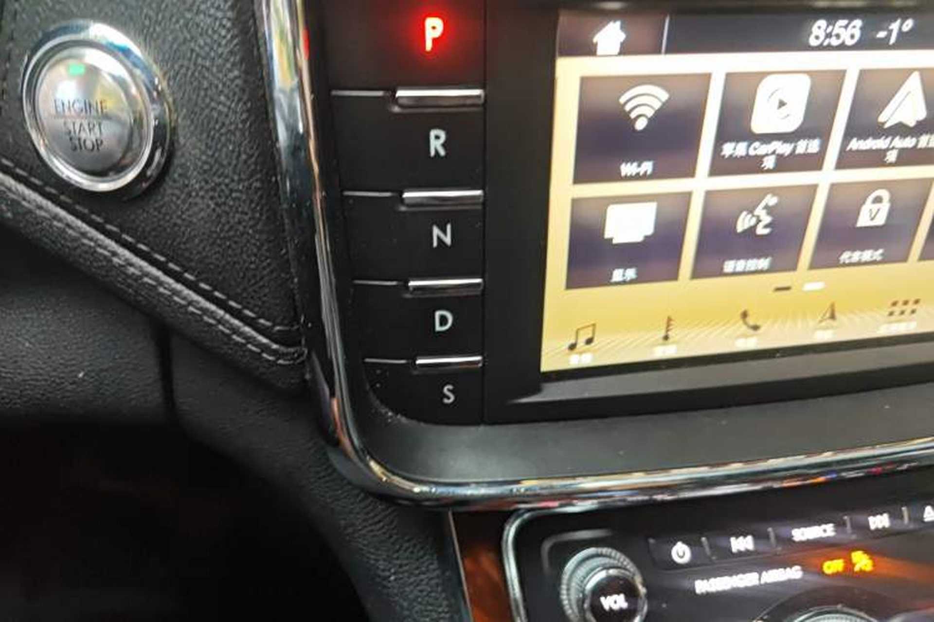 Used Lincoln Continental 2017 2.0T Two-Wheel Drive Deluxe Edition Gear Lever