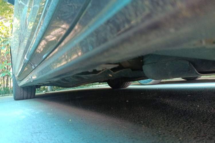 Used Lincoln Continental  Chassis Rear Left