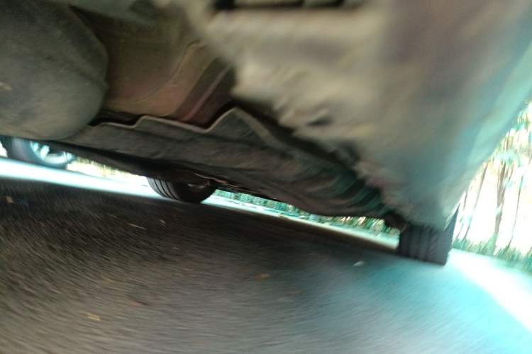 Used Lincoln Continental  Chassis Rear Right