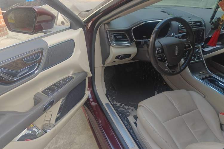 Used Lincoln Continental 2017 2.0T Two-Wheel-Drive Luxury Edition Driver Seat