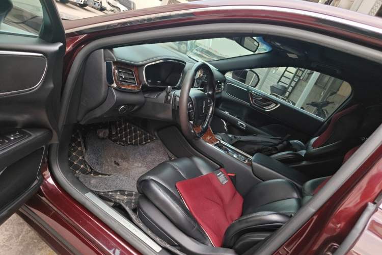 Used Lincoln Continental 2017 2.0T Two-Wheel Drive Deluxe Edition Driver Seat