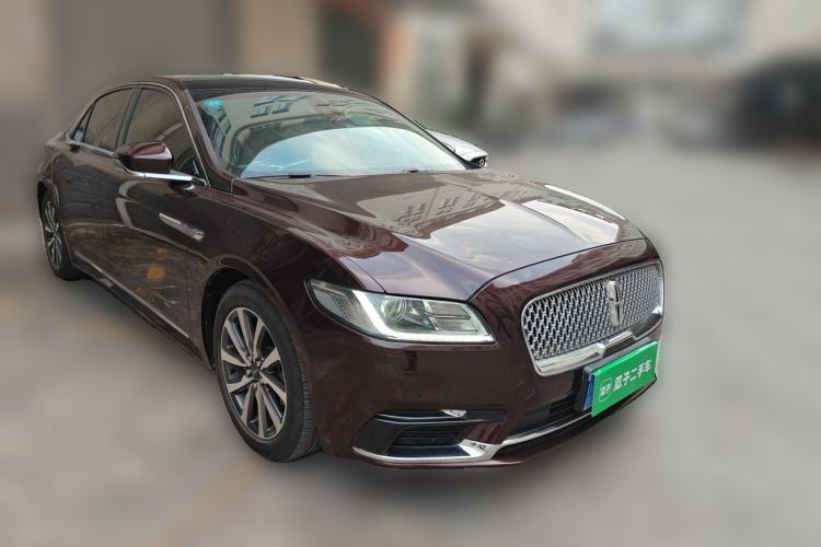 Used Lincoln Continental 2017 2.0T Two-Wheel Drive Deluxe Edition Front Right 45 Deg