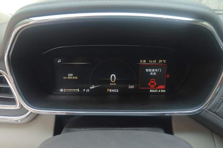 Used Lincoln Continental 2017 2.0T Two-Wheel-Drive Luxury Edition Instrument Cluster