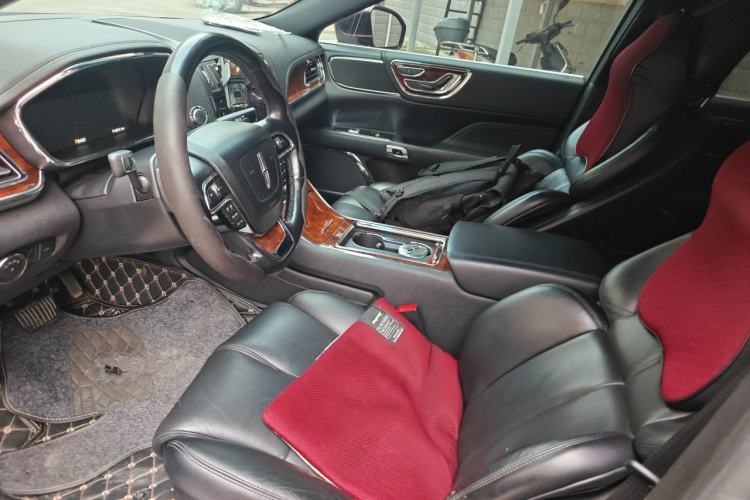 Used Lincoln Continental 2017 2.0T Two-Wheel Drive Deluxe Edition Left Front Seat