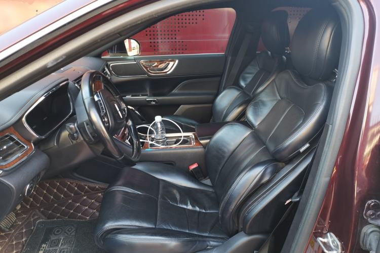 Used Lincoln Continental 2017 2.0T Two-Wheel Drive Deluxe Edition Left Front Seat