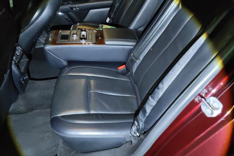 Used Lincoln Continental 2017 2.0T Two-Wheel Drive Prestige Edition Left Rear Seat