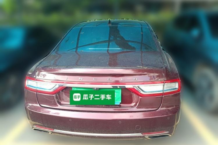 Used Lincoln Continental  Rear
