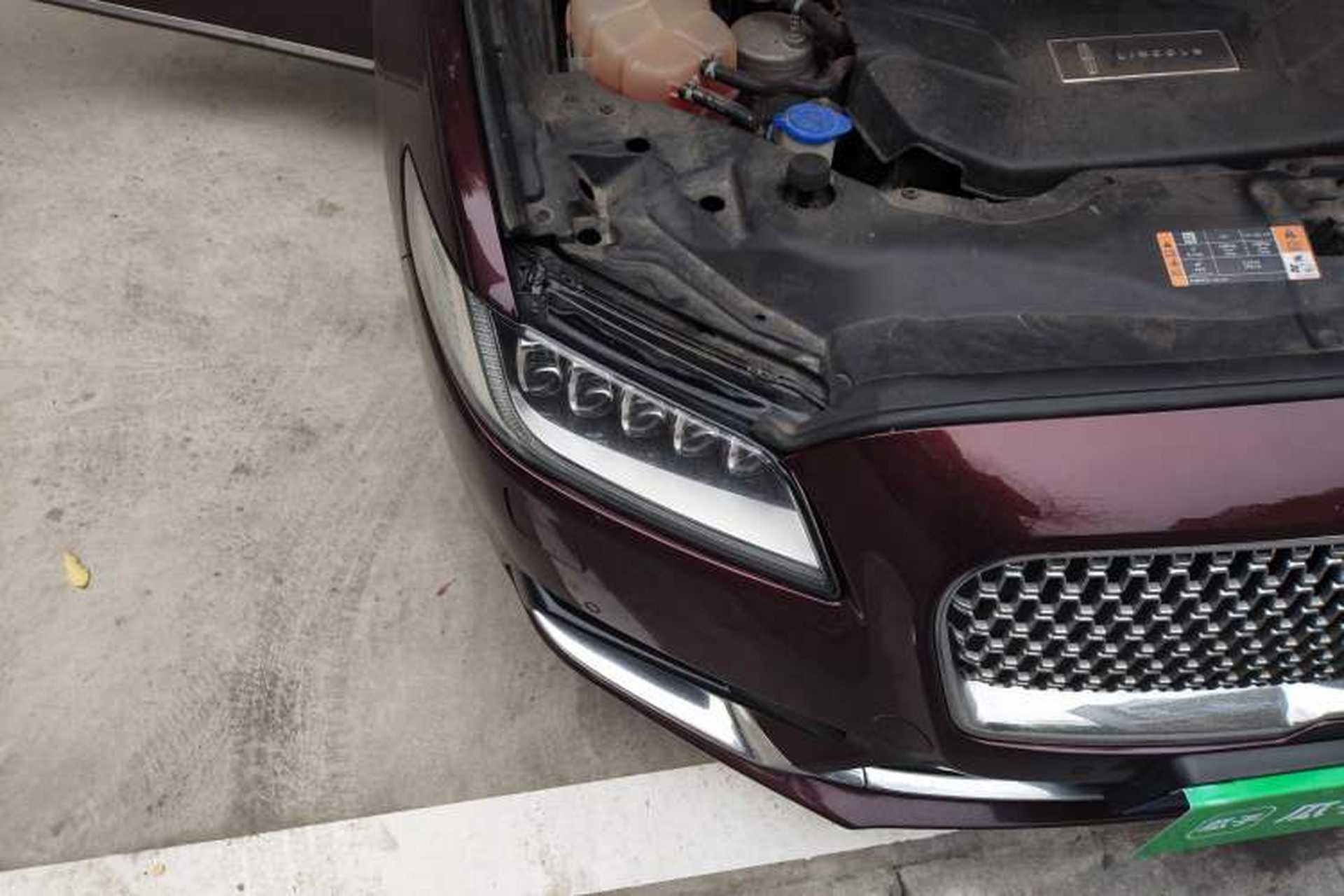 Used Lincoln Continental 2017 2.0T Two-Wheel Drive Prestige Edition Right Front Headlight
