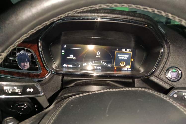 Used Lincoln Continental 2017 3.0T Four-Wheel Drive Prestige Edition Instrument Cluster