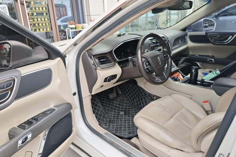 Used Lincoln Continental 2017 2.0T Two-Wheel Drive Deluxe Edition Driver Seat