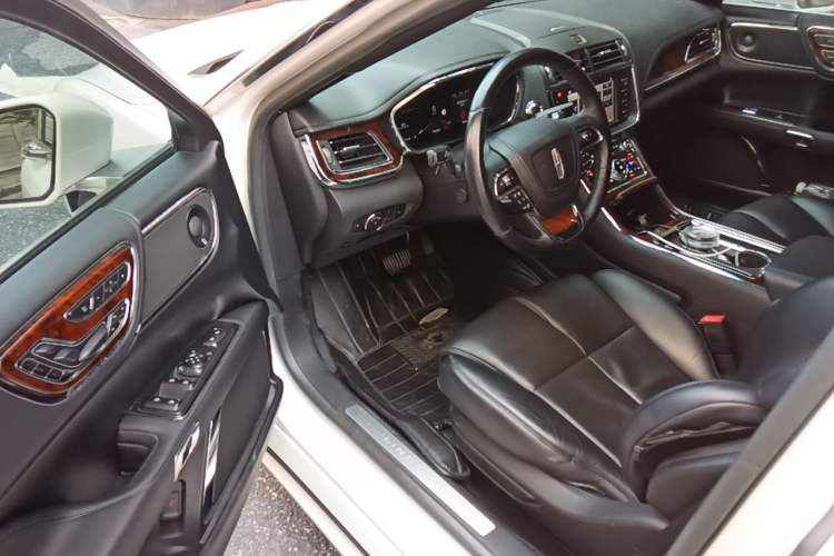 Used Lincoln Continental 2017 3.0T Four-Wheel Drive Prestige Edition Driver Seat
