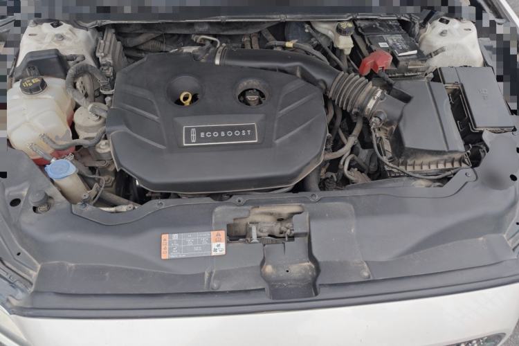 Used Lincoln Continental 2017 2.0T Two-Wheel-Drive Luxury Edition Engine Bay