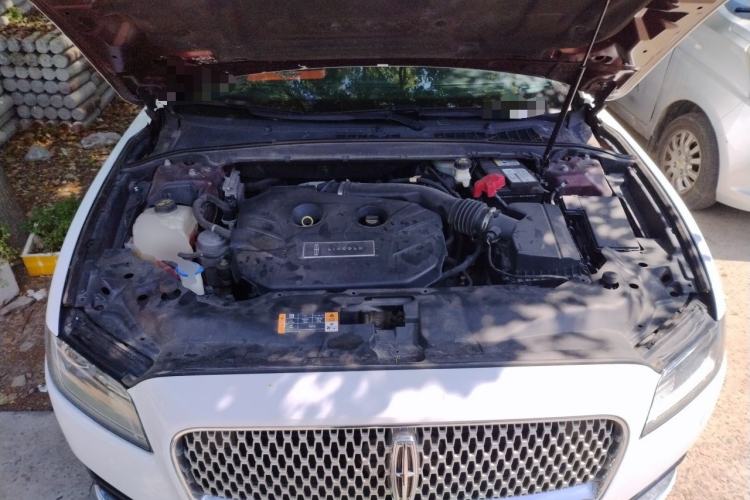 Used Lincoln Continental 2017 2.0T Two-Wheel Drive Deluxe Edition Engine Bay
