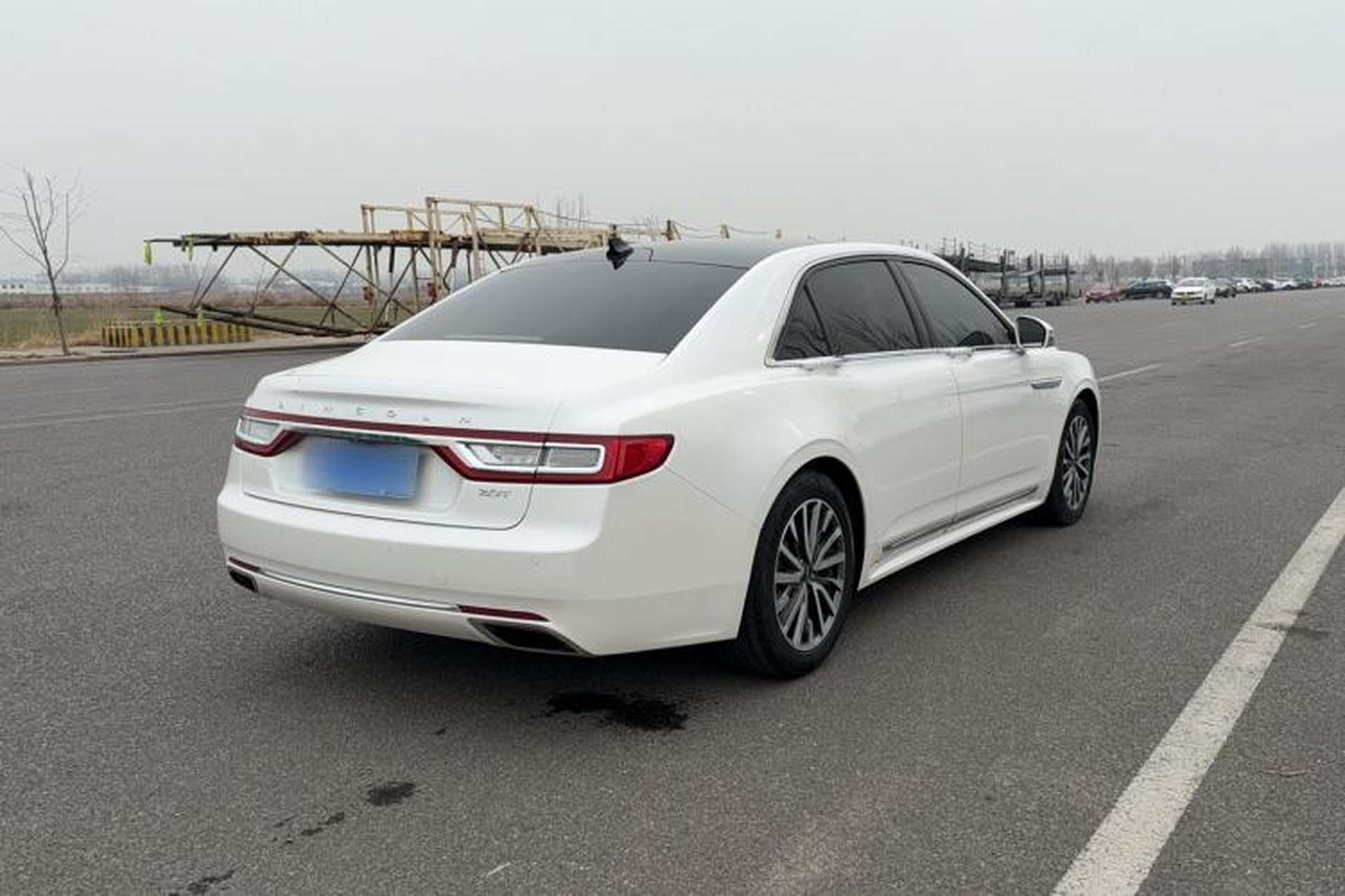 Used Lincoln Continental 2017 2.0T Two-Wheel-Drive Luxury Edition Exterior 6