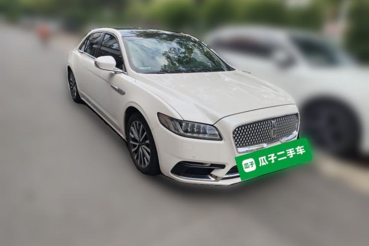 Used Lincoln Continental 2017 2.0T Two-Wheel-Drive Luxury Edition Front Right 45 Deg