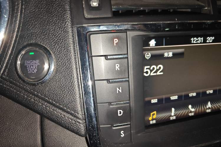 Used Lincoln Continental 2017 2.0T Two-Wheel Drive Prestige Edition Gear Lever