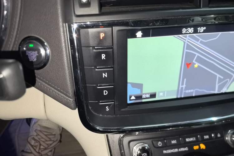 Used Lincoln Continental 2017 2.0T Two-Wheel Drive Deluxe Edition Gear Lever