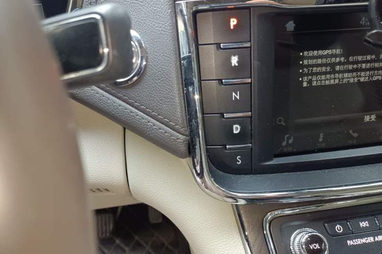 Used Lincoln Continental 2017 2.0T Two-Wheel Drive Deluxe Edition Gear Lever