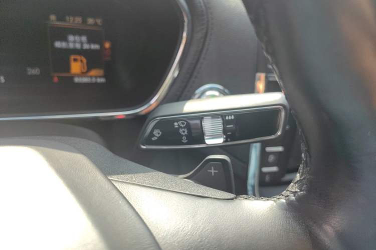 Used Lincoln Continental 2017 2.0T Two-Wheel-Drive Luxury Edition Gear Lever