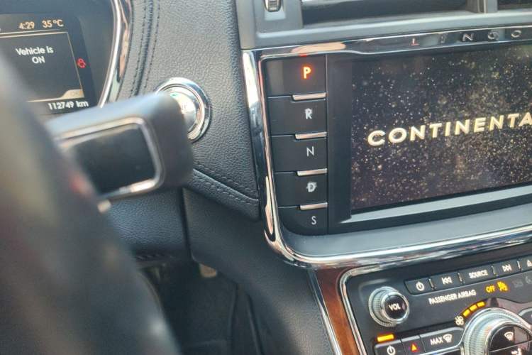 Used Lincoln Continental 2017 2.0T Two-Wheel-Drive Luxury Edition Gear Lever