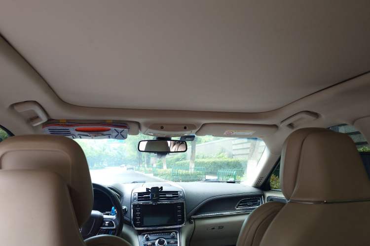 Used Lincoln Continental 2017 2.0T Two-Wheel Drive Prestige Edition Headliner